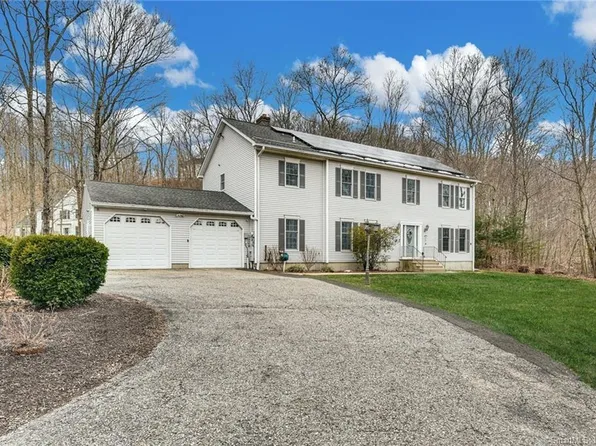 5 Skyline Drive, Oxford, CT 06478