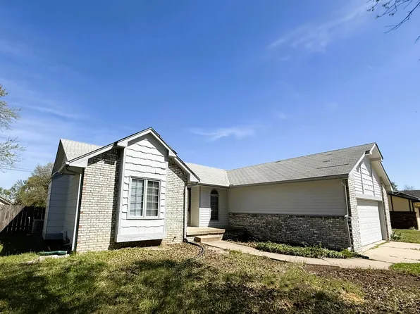 13932 E Lockmoor Cir, Wichita, KS 67230