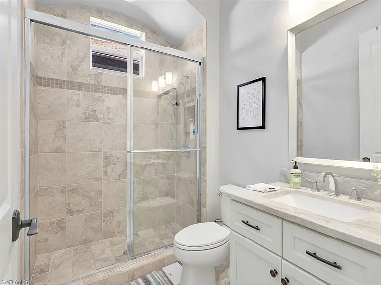 7864 Valencia Ct — Photo 35