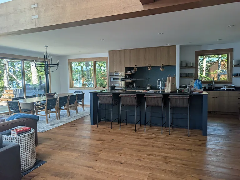 364 Armadale Rd — Photo 10