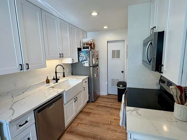 1820 Newland Ct #100 — Photo 17
