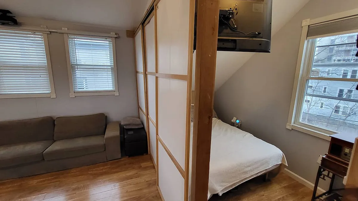 Building Photo - 22 Hingham St #1