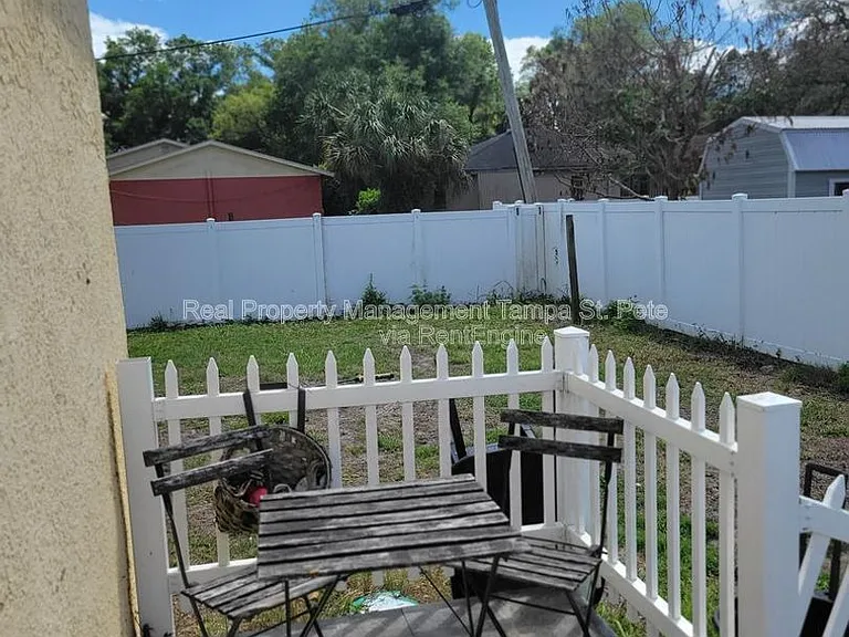 1711 E New Orleans Ave — Photo 17