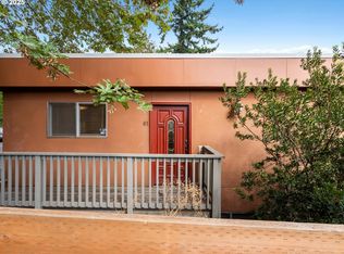 843 SW Broadway Dr APT 61, Portland, OR 97201