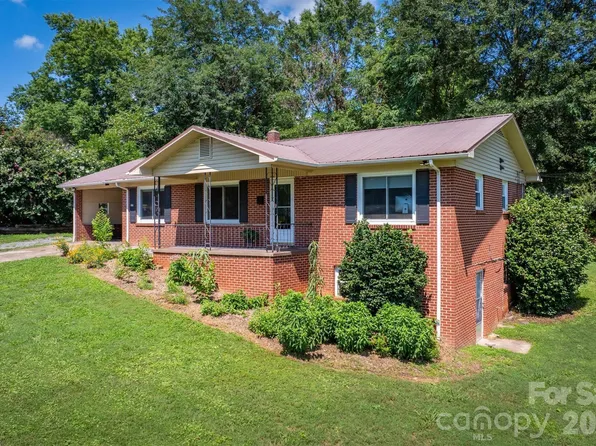 214 Howard St, Morganton, NC 28655