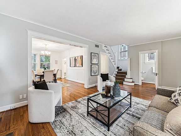3rd image of 7016 Waterman Ave