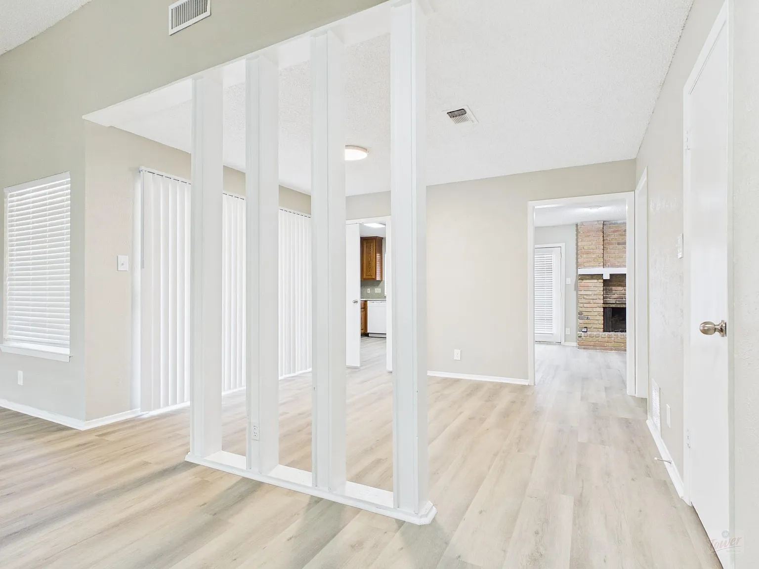 3 bed, 2.0 bath, 1479 sqft, $1,795 — Photo 4