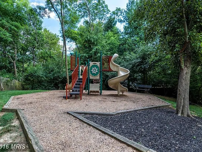 7971 Tyson Oaks Cir — Photo 18