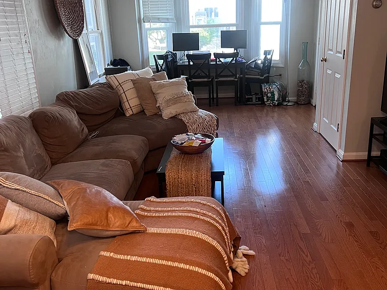 32 Woodward St #2 — Photo 3
