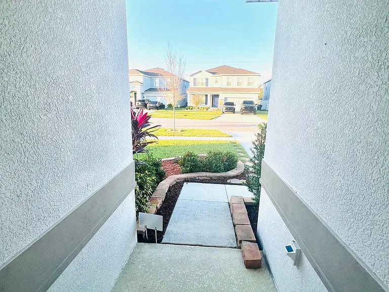 11321 Leland Groves Dr — Photo 39