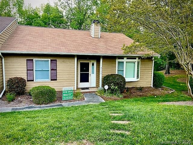 1st image of 8318 Summerglen Cres