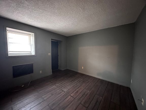 3rd image of 30 Illinois St #103