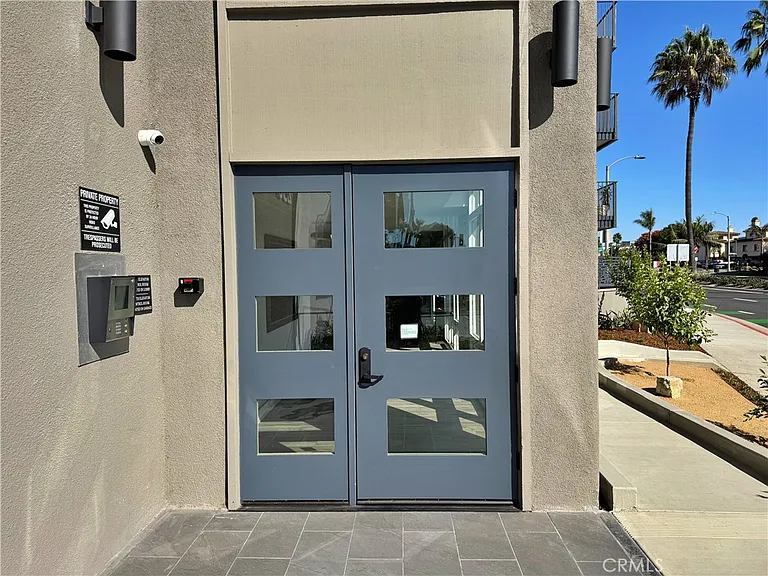 230 S Catalina Ave #203 — Photo 47