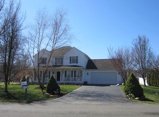 8 Tomahawk Ct, Stuarts Draft, VA 24477