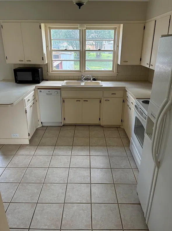 112 Norman Road - 1 — Photo 4