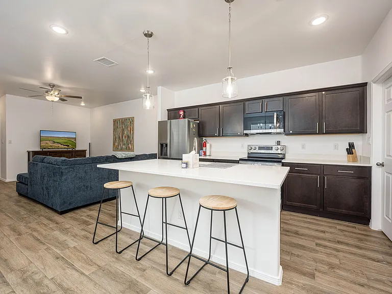 3653 Central Ave — Photo 14