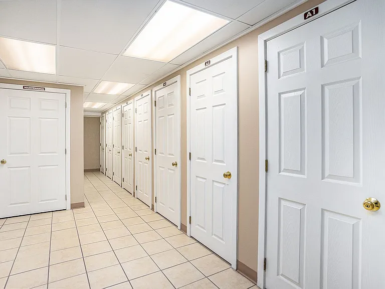 700 Swinehart Rd — Photo 23
