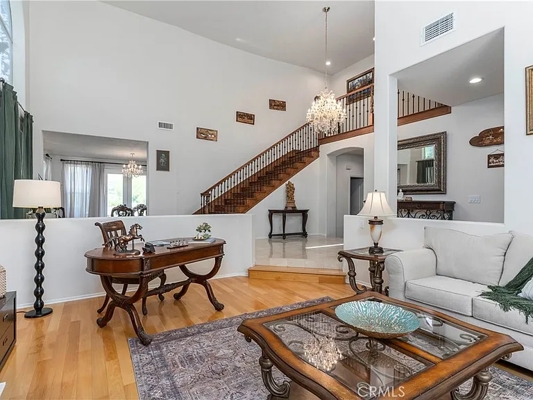 7371 Westcliff Dr — Photo 5