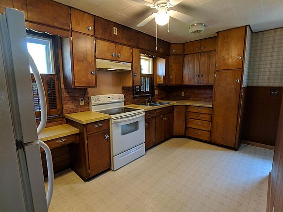 5th image of 542 Edgewood Ave