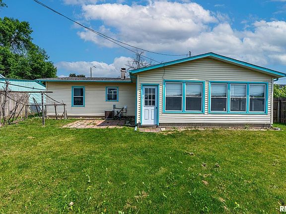 3rd image of 740 41st Ave