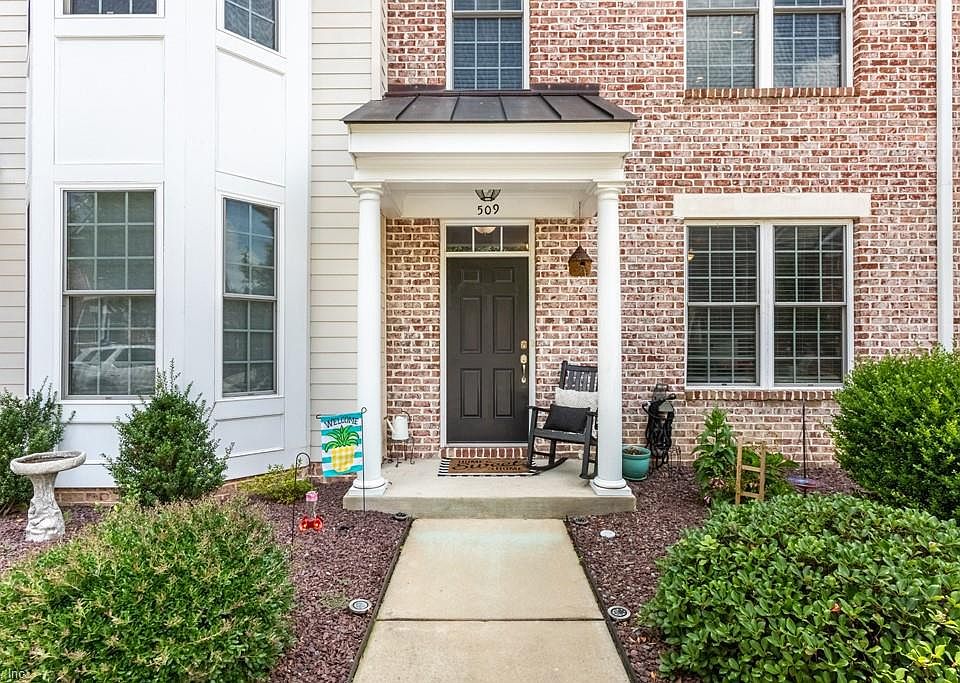 1st image of 509 Fleming Way