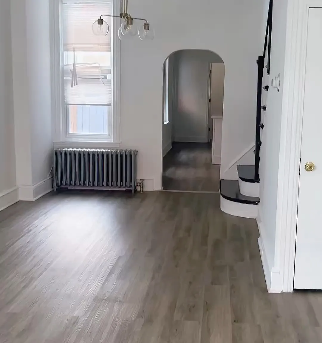 3 bed, 1347 sqft, $1,800 — Photo 1