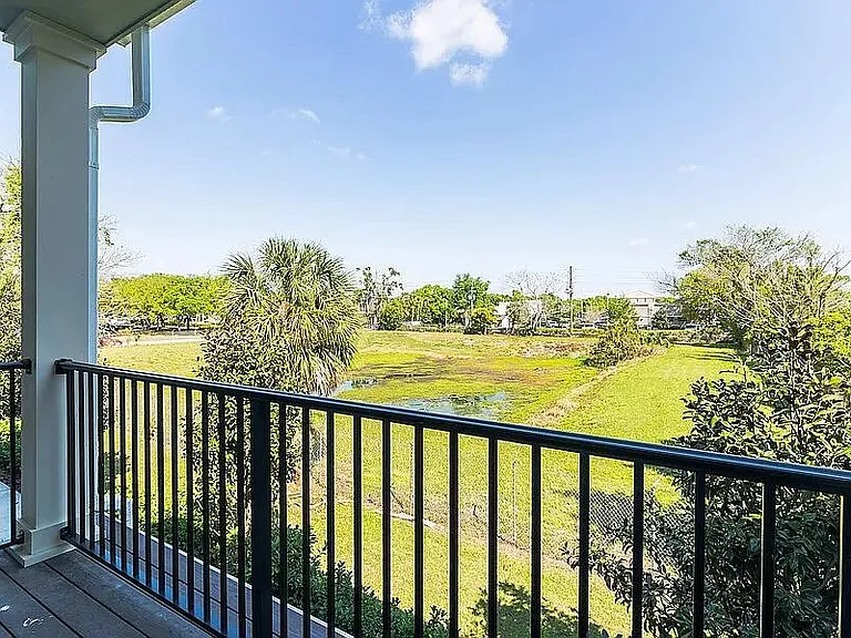 553 Majestic Palm Dr — Photo 6