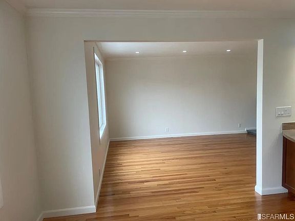 5th image of 2431 38th Ave