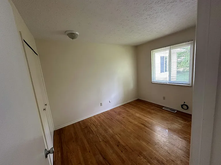4366 N Norman Dr — Photo 7