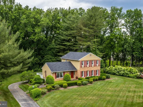 704 Millwood Dr, Fallston, MD 21047