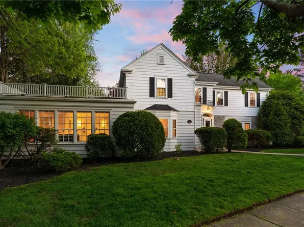 80 Dryden Ave, Pawtucket, RI 02860