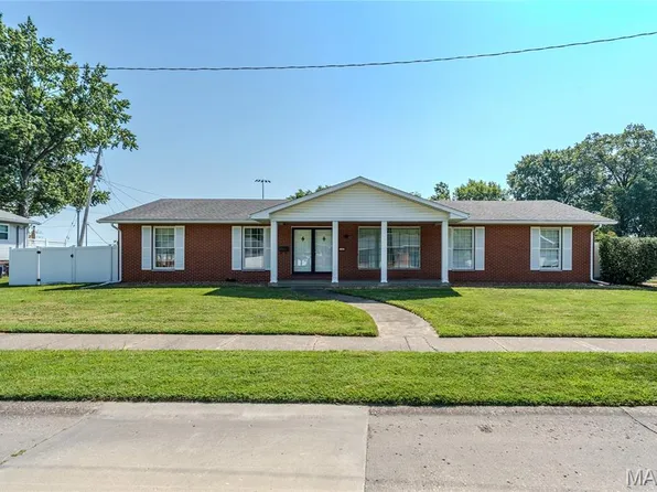 3300 Colgate Pl, Granite City, IL 62040