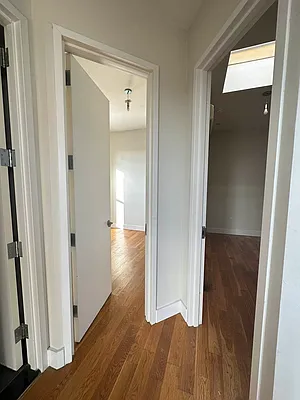 Rented by Cityside Rentals Corp | media 11