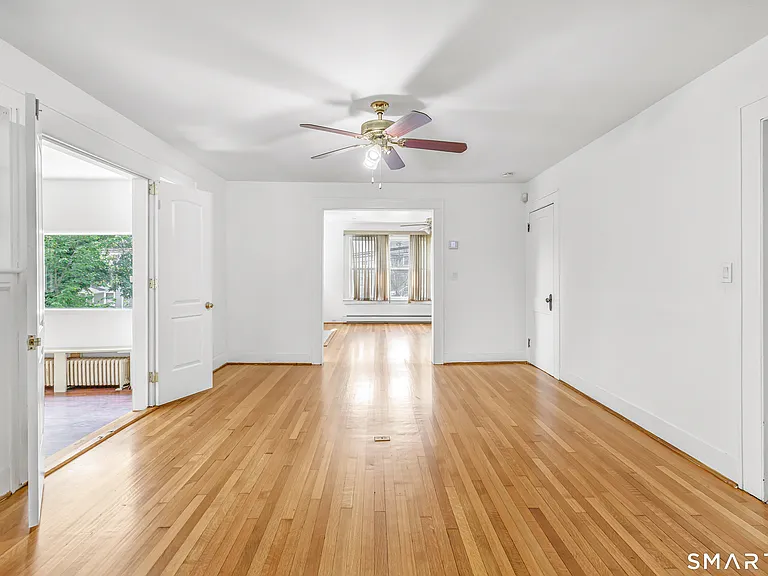 170 Huntington Tpke — Photo 10