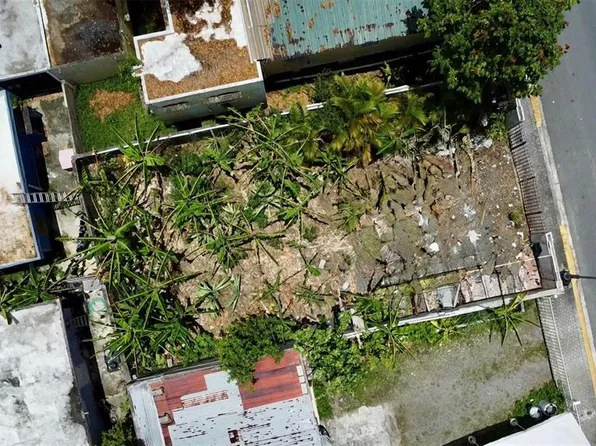 Bo Pueblo C Pedro Arzuaga, Carolina, PR 00985