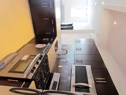 Rented by Mark David | media 27