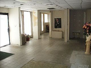 2nd image of 1434 Hempstead Tpke