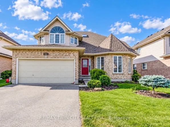 920 Marl Meadow Ct, Kitchener, ON N2R 1L4