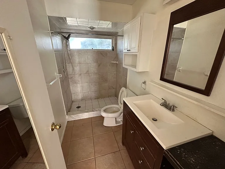 6535 Waterford Cir — Photo 24