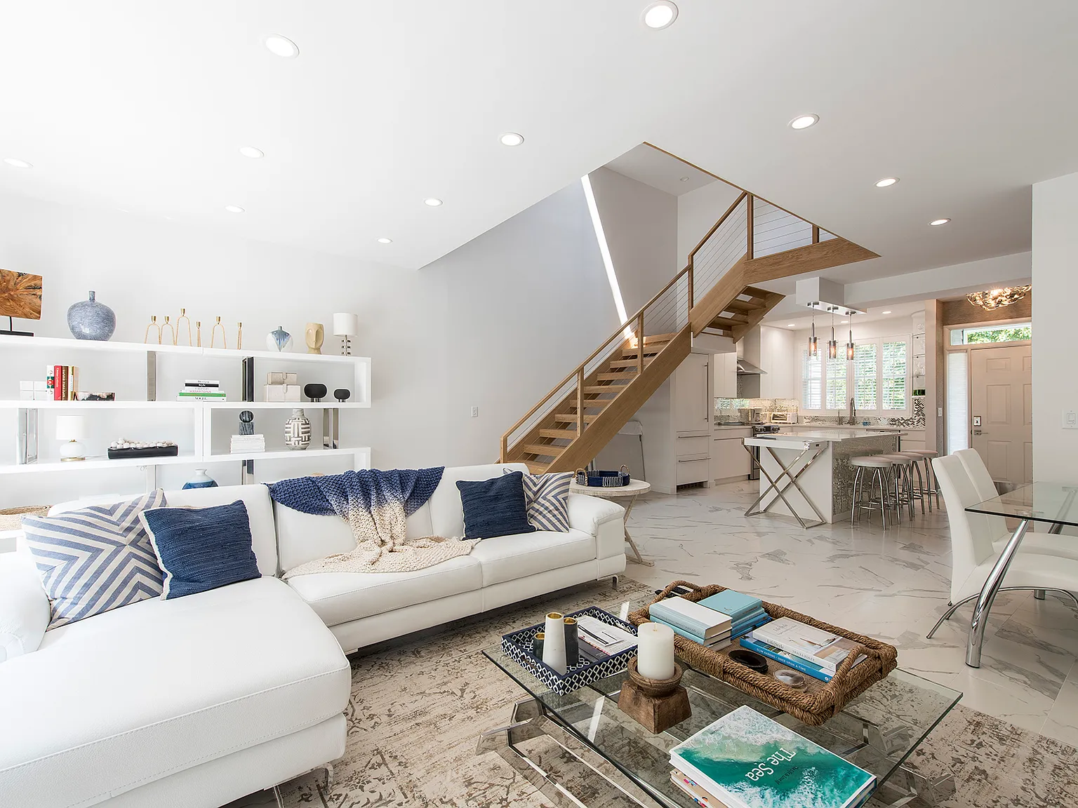Soho Chic Meets The Hamptons — Photo 2