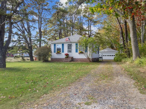 1124 Kings Highway, Kennebunkport, ME 04046