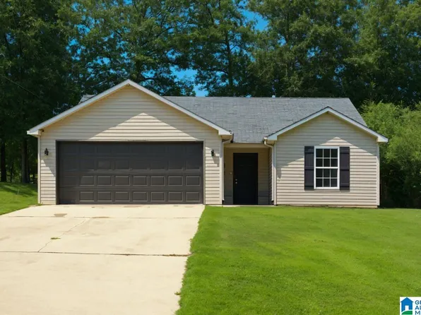 84 Hills Mine Ave, West Blocton, AL 35184