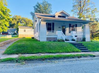 514 W Center St, Lebanon, IL 62254