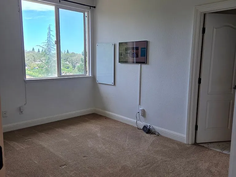 3265 Appian Way — Photo 17
