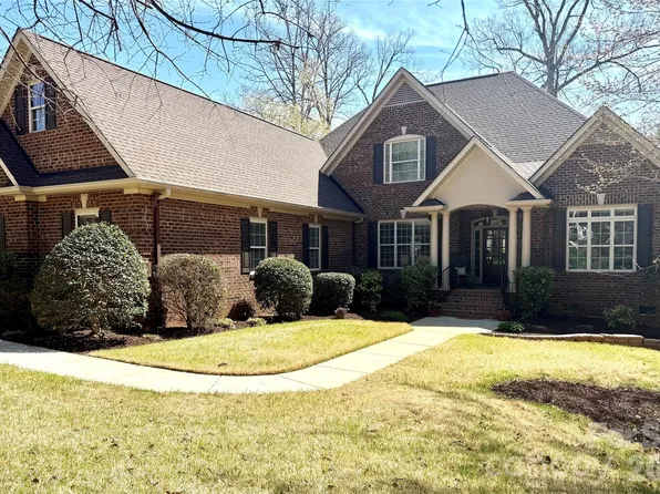 3900 Widgeon Way, Waxhaw, NC 28173