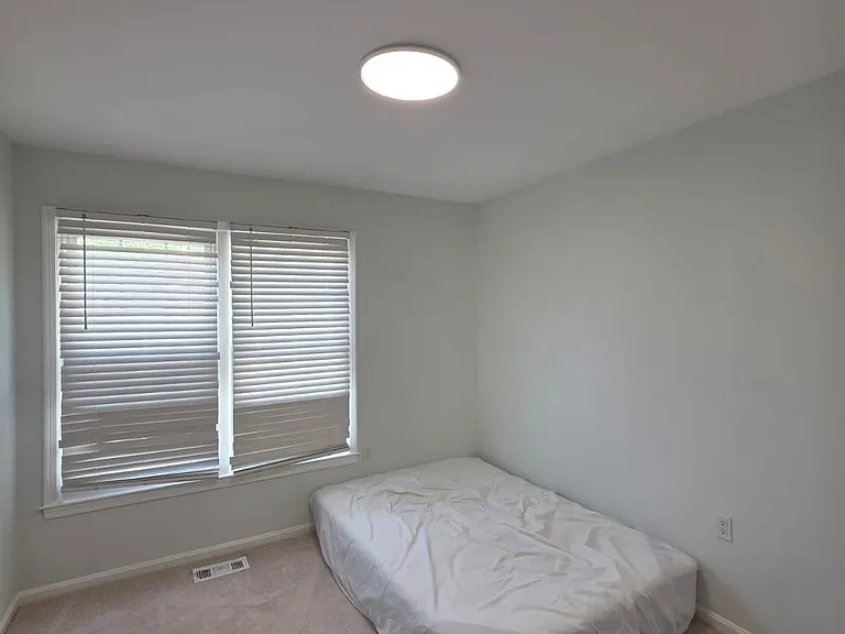 7550 Kousa Ln — Photo 6