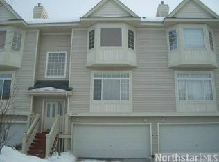 2469 Eagle Trace Ln, Woodbury, MN 55129