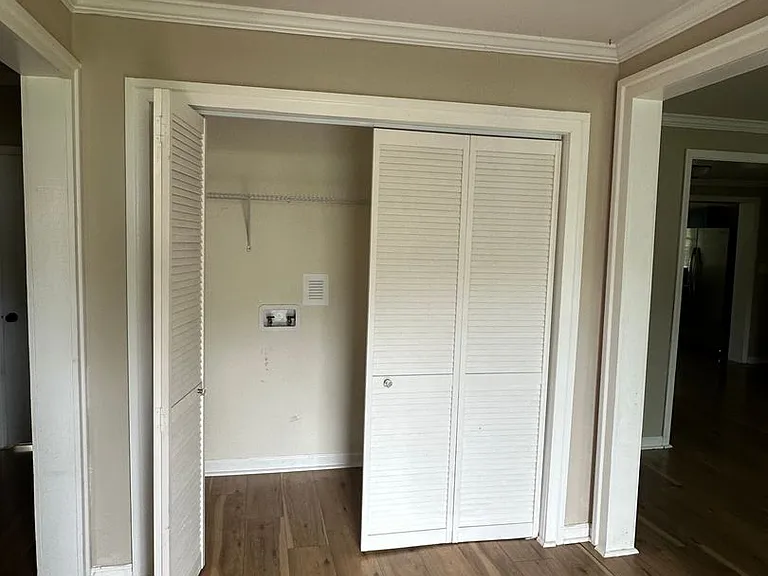 1008 Speight St — Photo 14