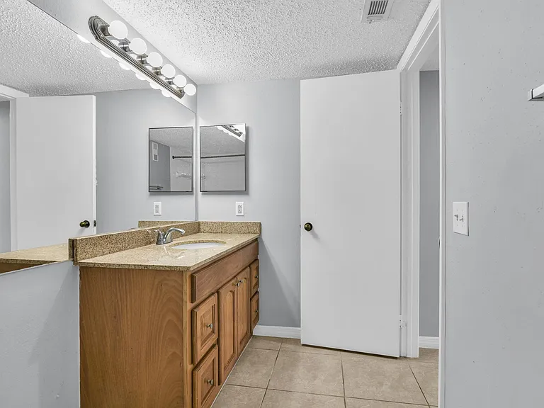 3995 W McNab Rd #B205 — Photo 34