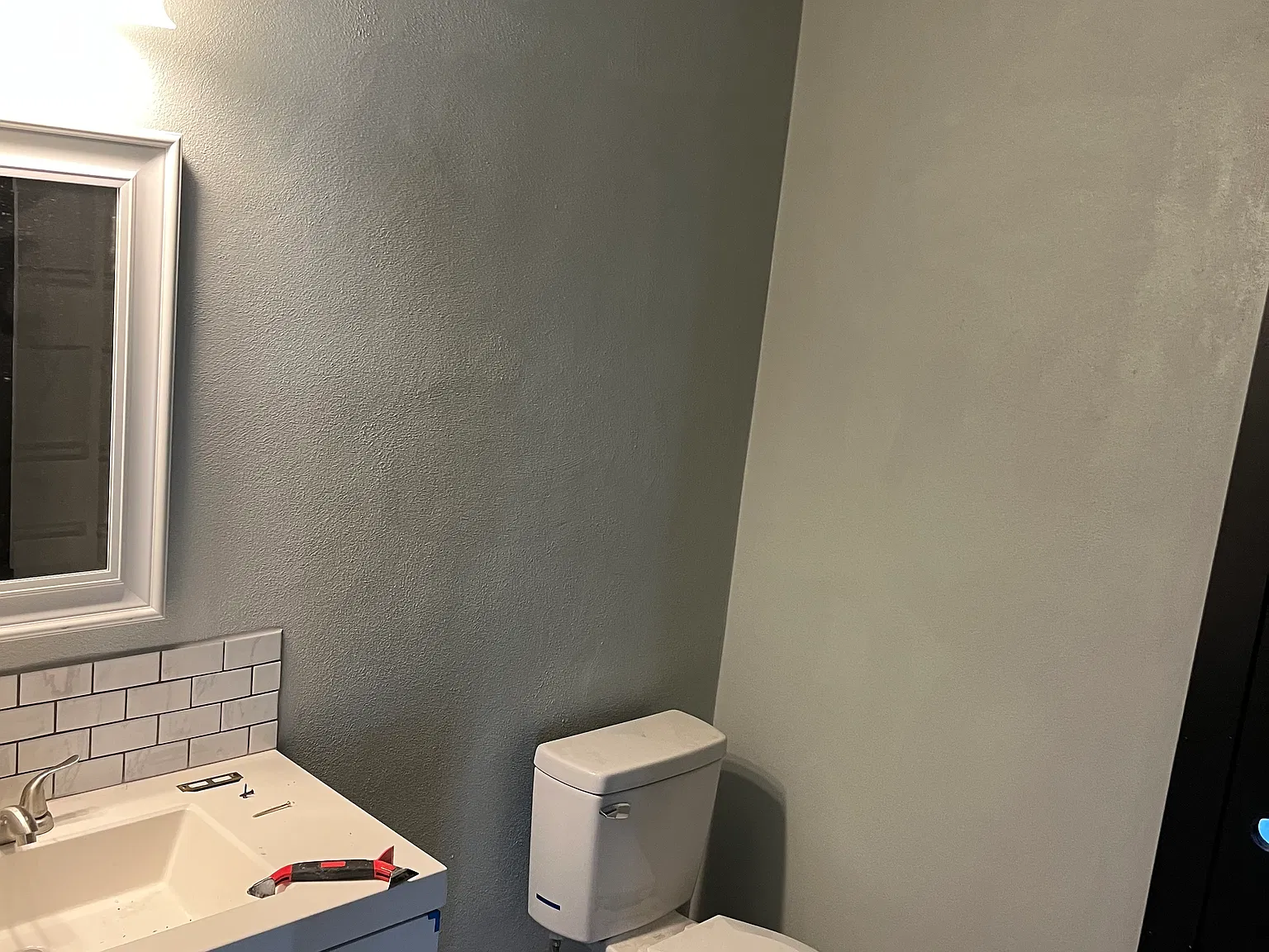 5 bed, 2560 sqft, $2,300 — Photo 2